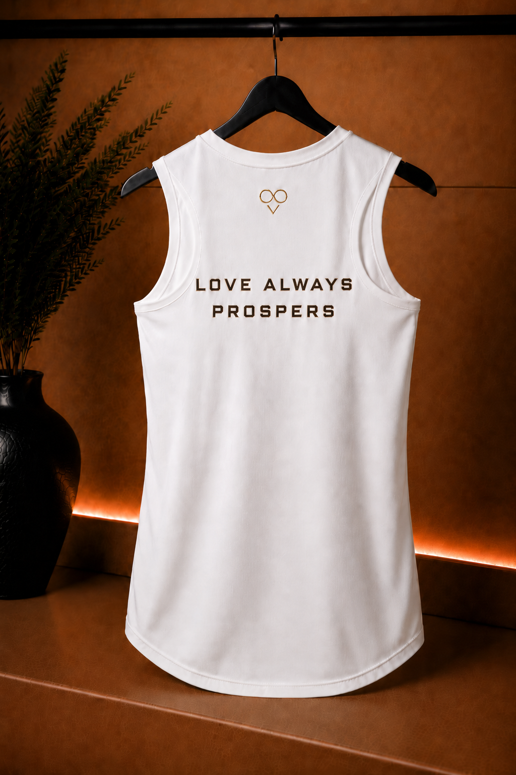 Women’s Signature Performance Vest — White